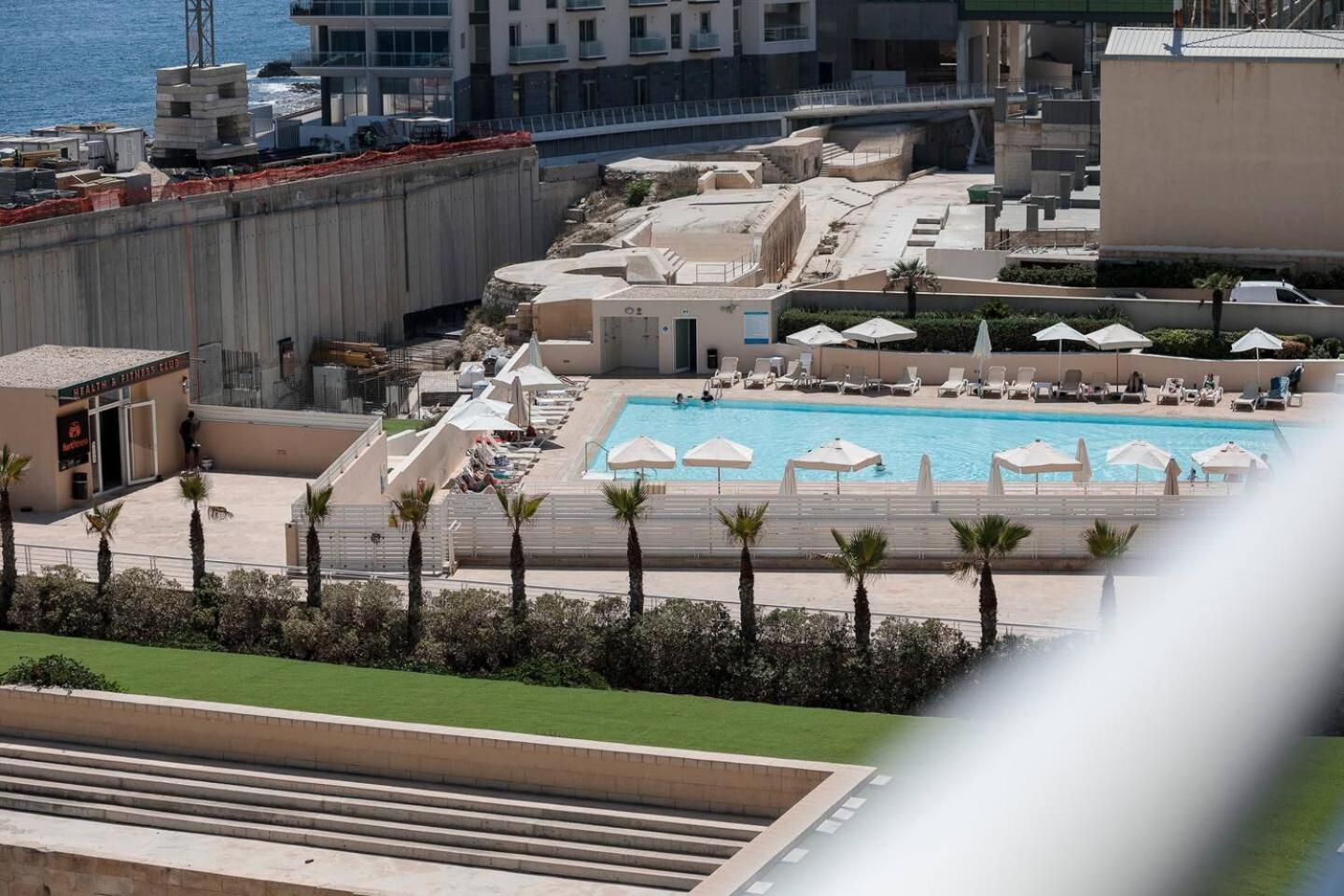 Fort Cambridge Apartments By Homely سليمة المظهر الخارجي الصورة