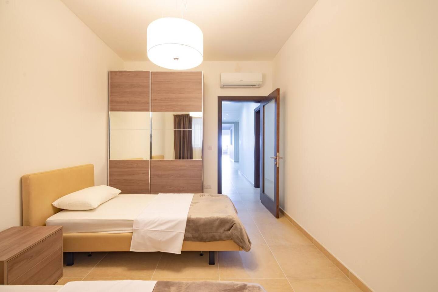 Fort Cambridge Apartments By Homely سليمة المظهر الخارجي الصورة